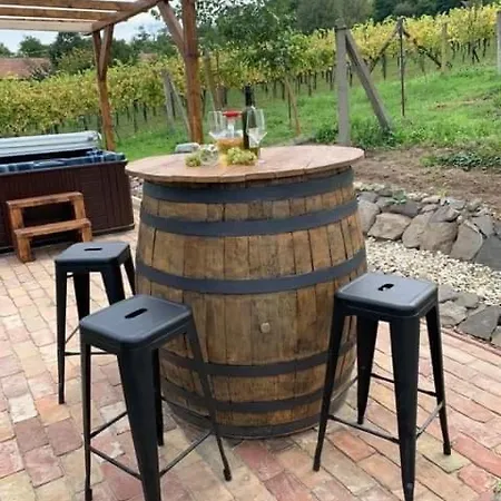 Smaragd Dom wakacyjny *