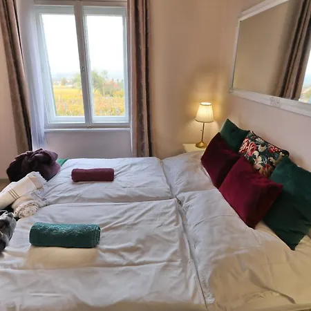 Smaragd Holiday home